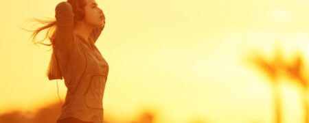 اگر می‌خواهید آدم خوشحال‌تری شوید این ۹ کار را هر صبح انجام دهید