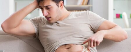 چگونه بدون ورزش کردن با ۱۰ اقدام ساده چربی‌های دور شکم را آب کنیم؟