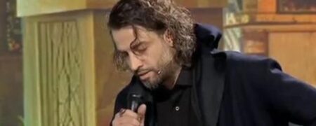 اذان گفتن بنیامین بهادری در برنامه زنده تلویزیون + ویدیو