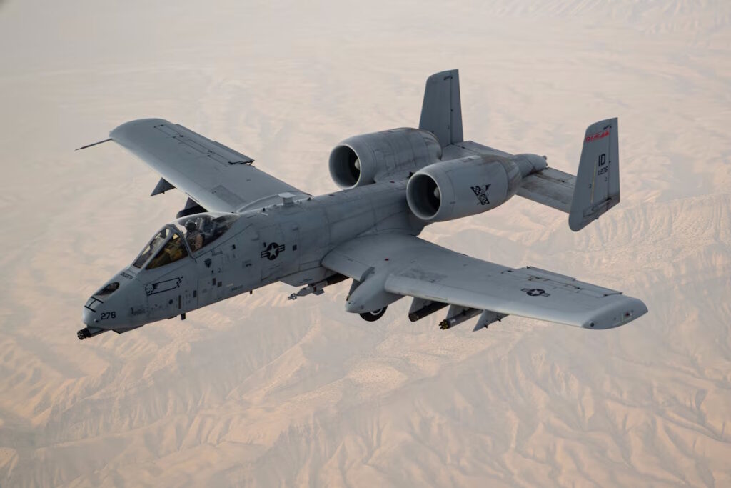 A-10 Thunderbolt II؛ خریدار مرموز «گراز» ترسناک نیروی هوایی آمریکا کیست؟