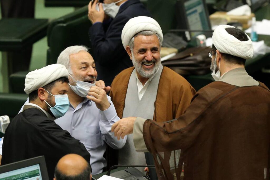 اعتراف جنجالی مجتبی ذوالنوری نماینده مجلس: متوجه نشدیم اما رای دادیم + ویدئو