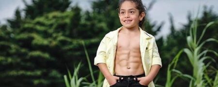 تصاویر جدید و حاشیه سازی از آرات حسینی که نسبت به سنش رشد مناسبی نداشته است + ویدیو