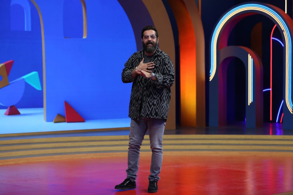 «هموطنز» تازه ترین برنامه سرگرمی تلویزیون که کپی ضعیفی از «خندوانه» است