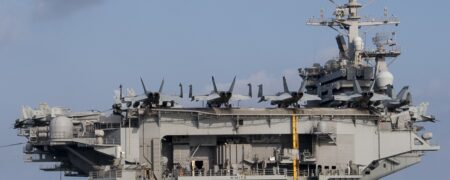 USS Nimitz؛ مرور بر تاریخچه قدیمی ترین ناو هواپیمابر جهان که هنوز فعال است