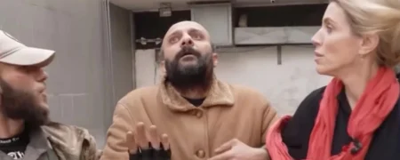 «زندانی» سوری نجات‌ یافته توسط تیم CNN شکنجه‌ گر حکومت اسد از آب درآمد + ویدیو